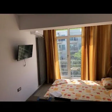 Alezzi Paradis Appartement Năvodari